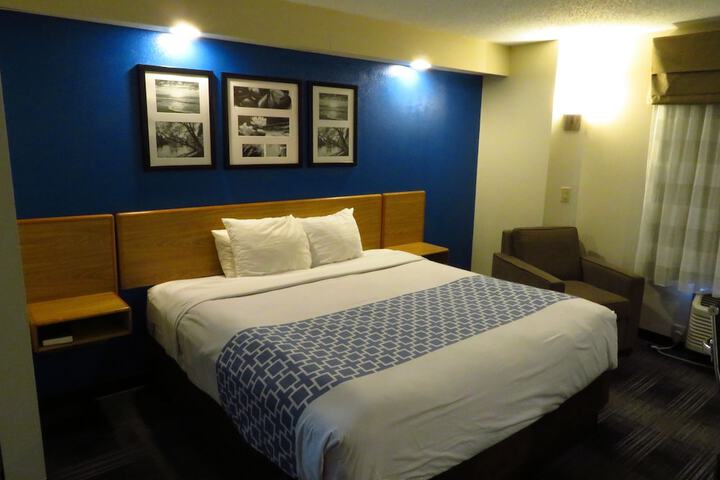 Room 43 of 53