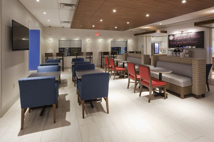 Hotel Interior 13 of 39