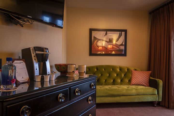 Room 224 of 335