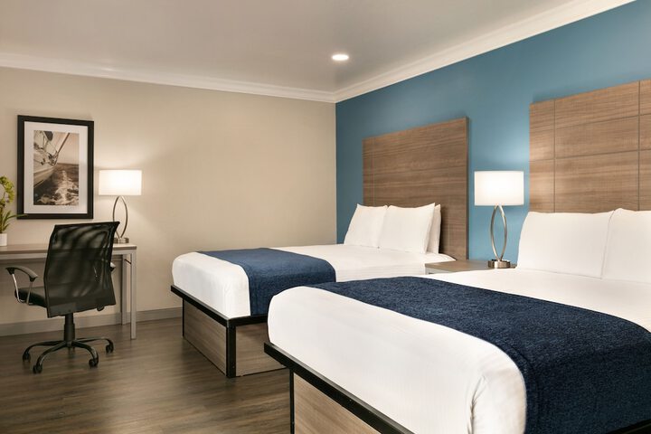 Room 9 of 31