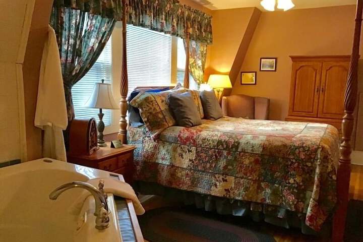 Room 40 of 76