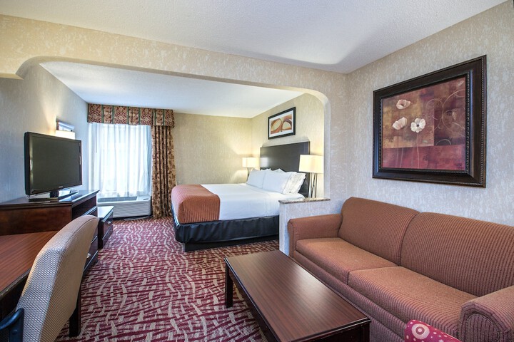 Room 15 of 22