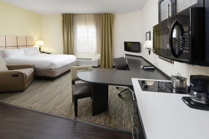 Room 16 of 30