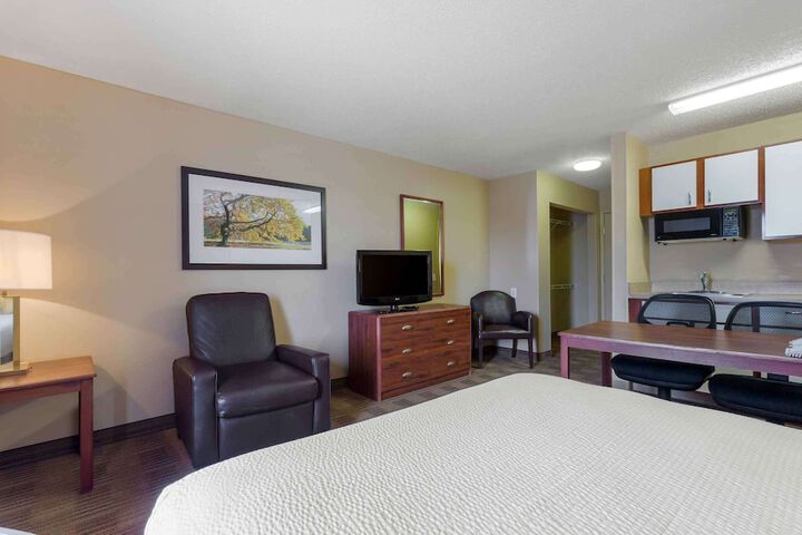 Room 19 of 32