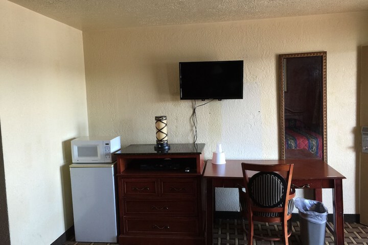 Room 34 of 51