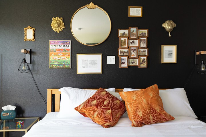 Room 18 of 59