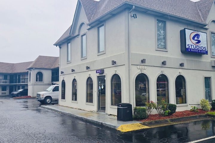 STUDIOS & SUITES 4 LESS CHESAPEAKE