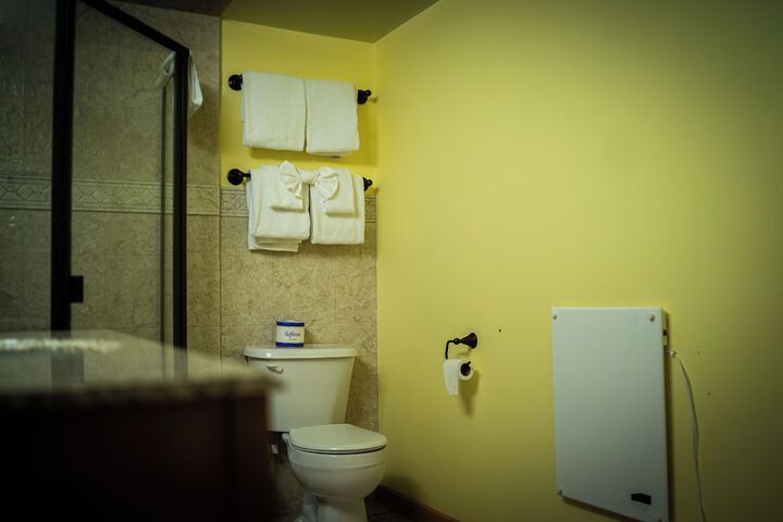 Room 61 of 96