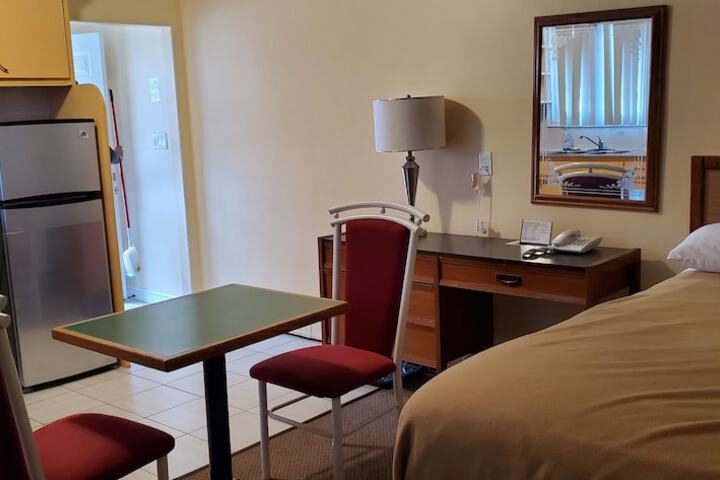 Room 54 of 85