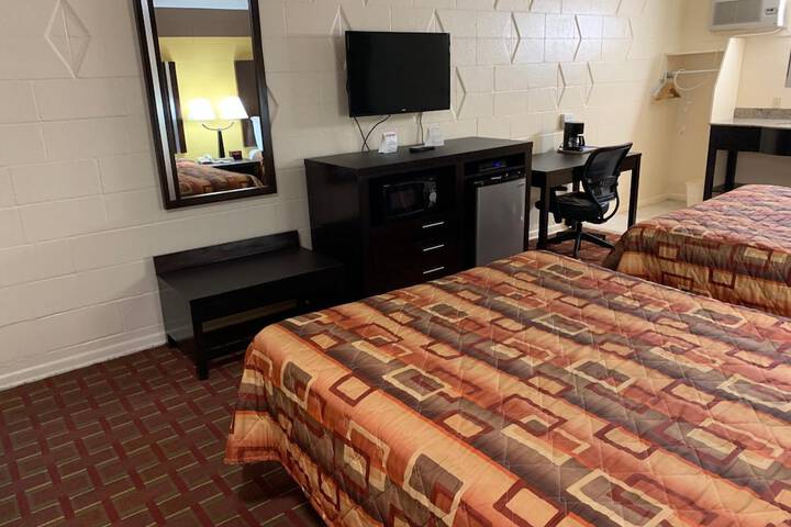 Room 8 of 31