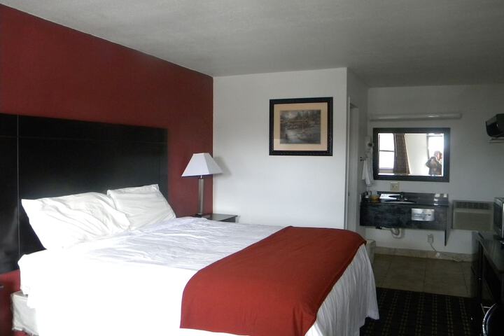 Room 19 of 32