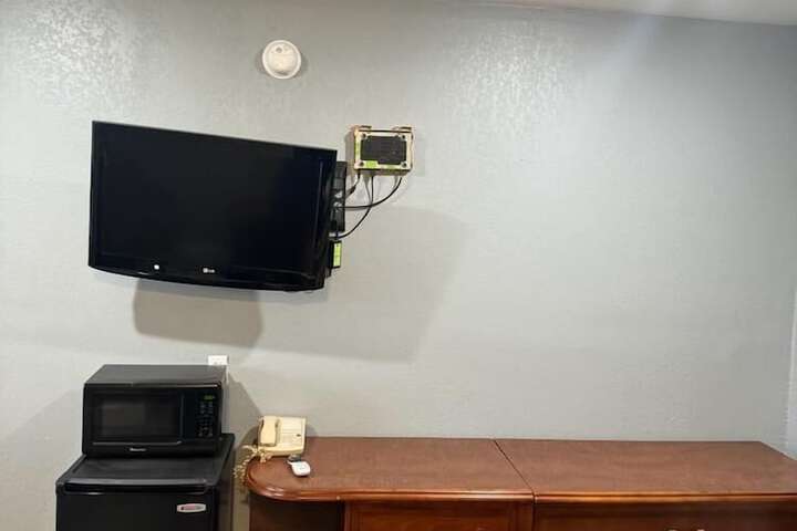 Room 9 of 21