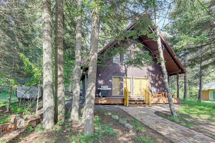 Beautiful Mccall Cabin: Perfect for Families!