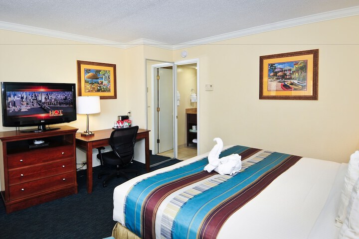Room 63 of 80