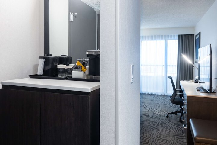 Room 26 of 53