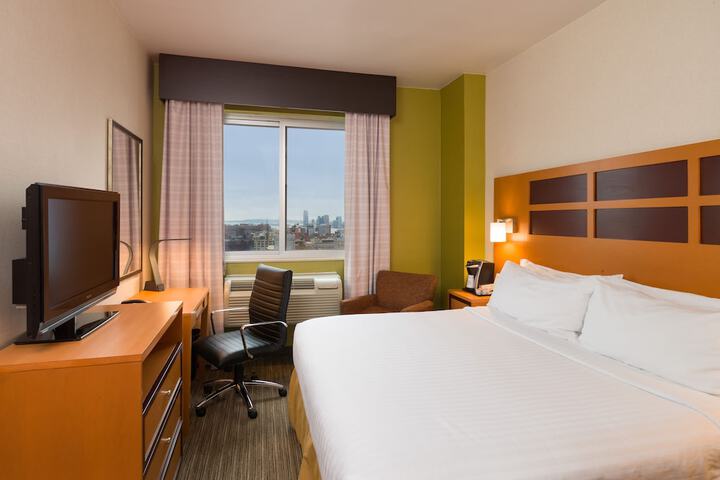 Room 19 of 45