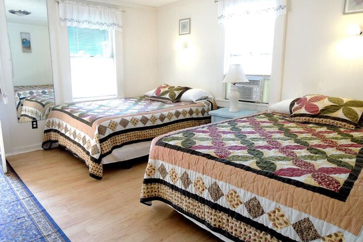 Shorelands Guest Resort and Cottages