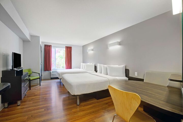 Room 15 of 46