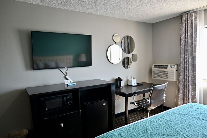 Room 22 of 43