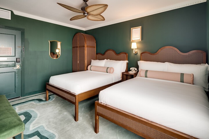 Room 47 of 116