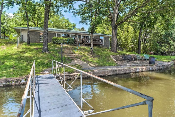 Updated Deck & Dock: Lakefront Home in Hot Springs