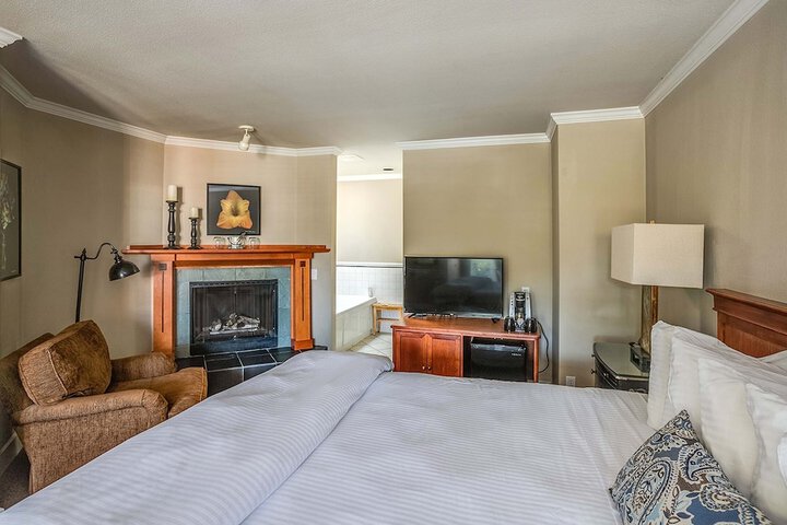 Cannon Beach Hotel Collection