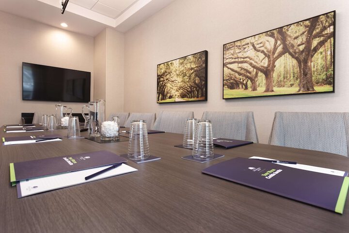 DoubleTree by Hilton Charleston Mount Pleasant