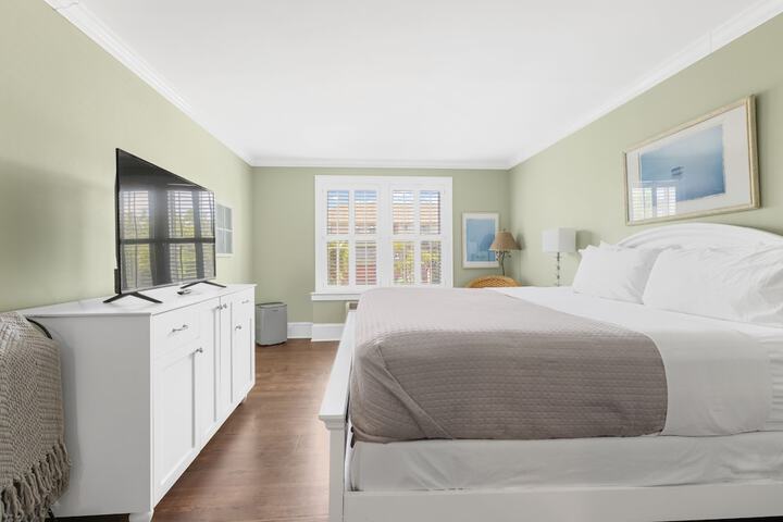 Room 20 of 25