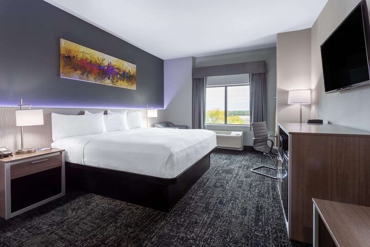 Room 43 of 51