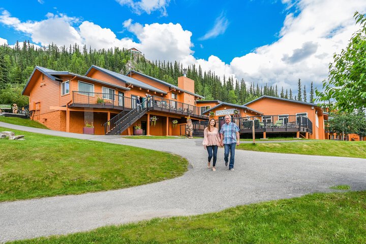 Denali Bluffs Hotel