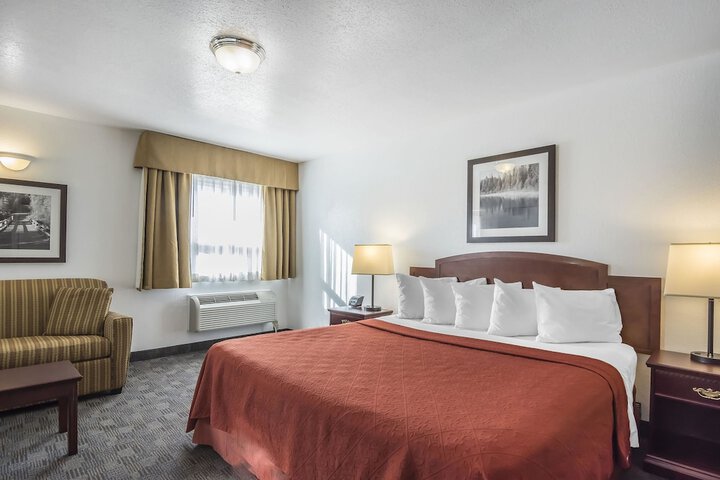Quality Hotel & Conference Centre