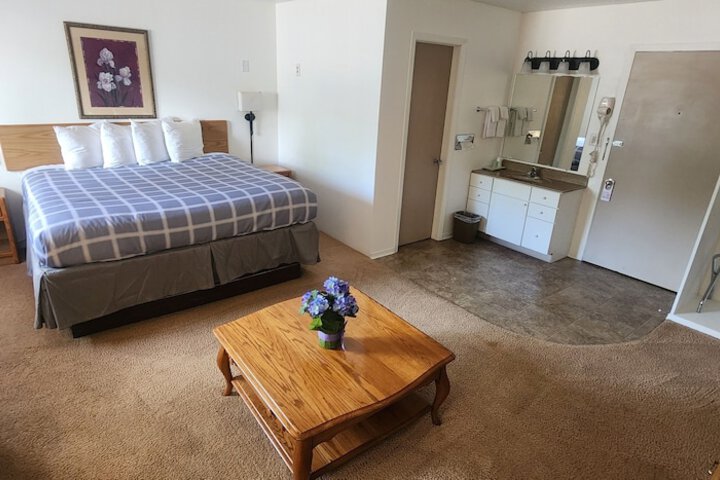 Room 48 of 57