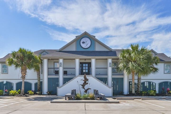 Harborwalk Lodge