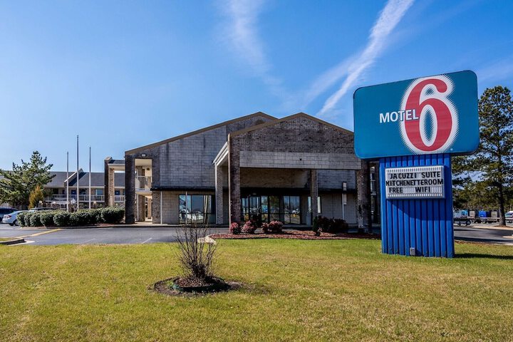 Motel 6 Kenly NC