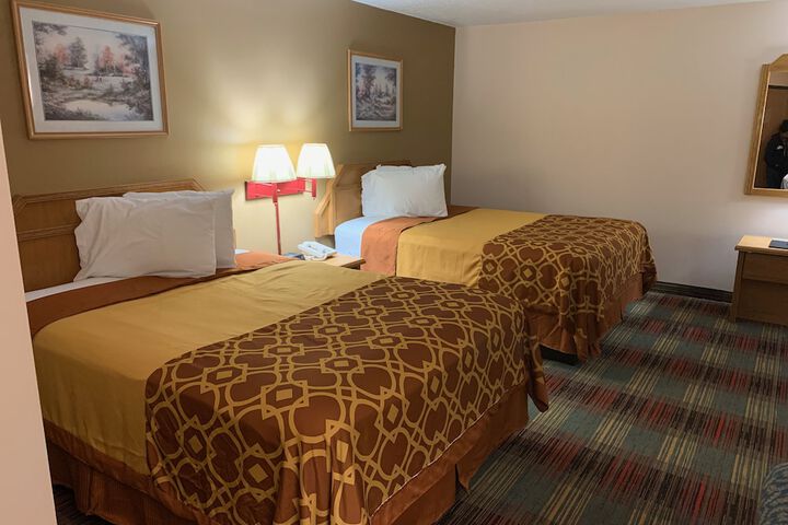 Budgetinn & Suites