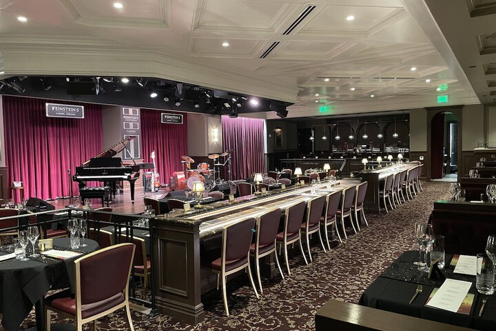 Hotel Carmichael Autograph Collection