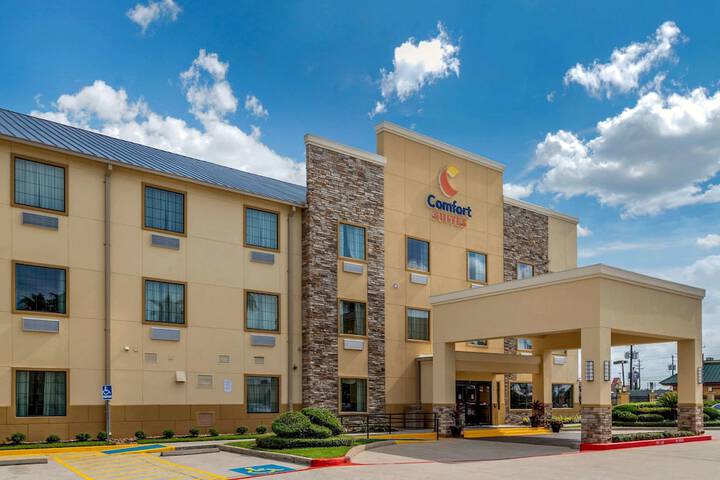 Hotel 3 of 30