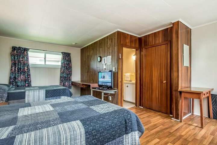 Room 43 of 79