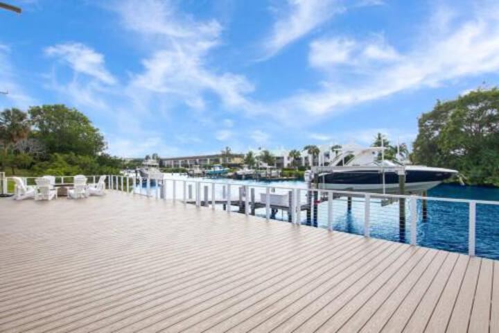 Waterfront Boat Dock and Guesthouse