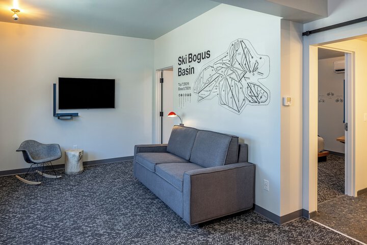 Room 11 of 55