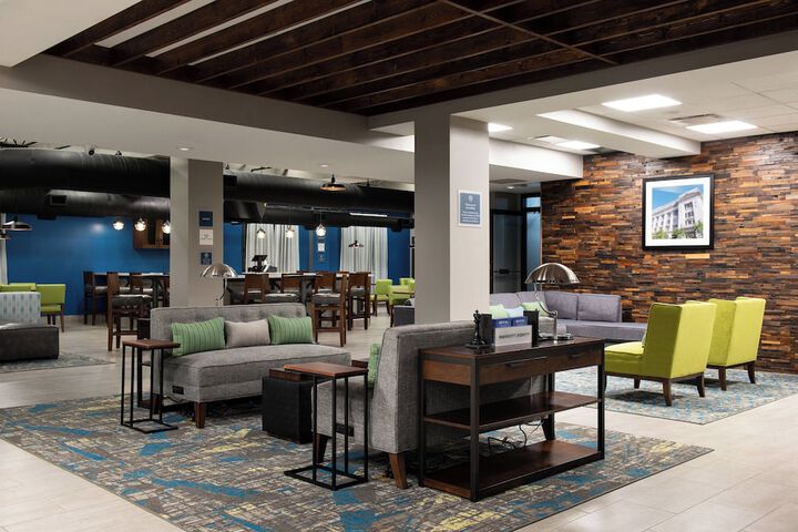 Hotel Interior 3 of 25