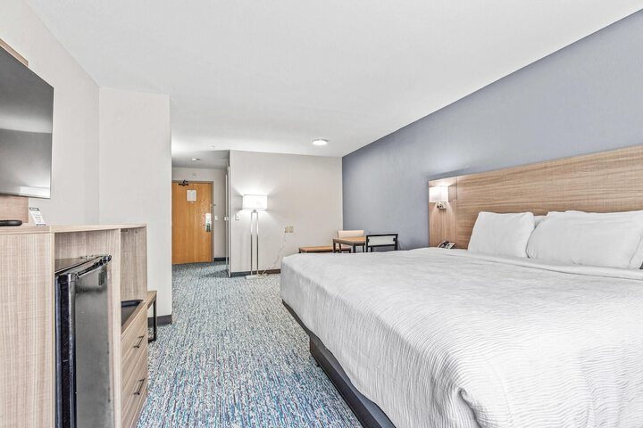 Quality Inn & Suites on the River