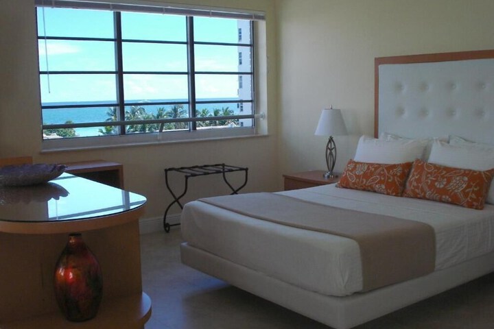 Room 53 of 128