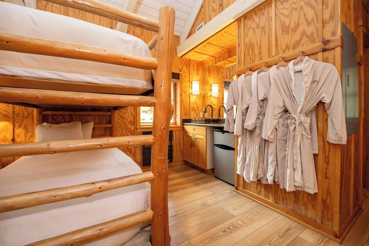 Sleeping Lady Mountain Resort & Spa