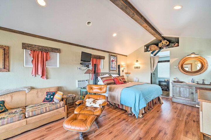 dreamswest Ennis Studio w / Deck & Stunning Views