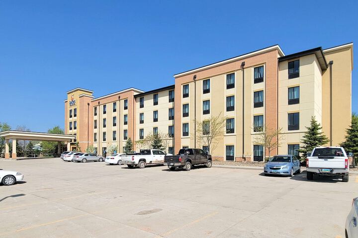 Comfort Inn & Suites Watford City