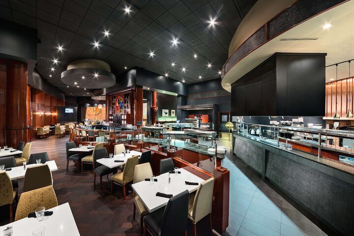 Dining 132 of 165