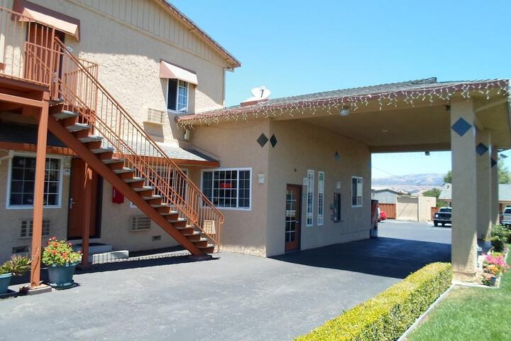 Economy Inn Morgan Hill