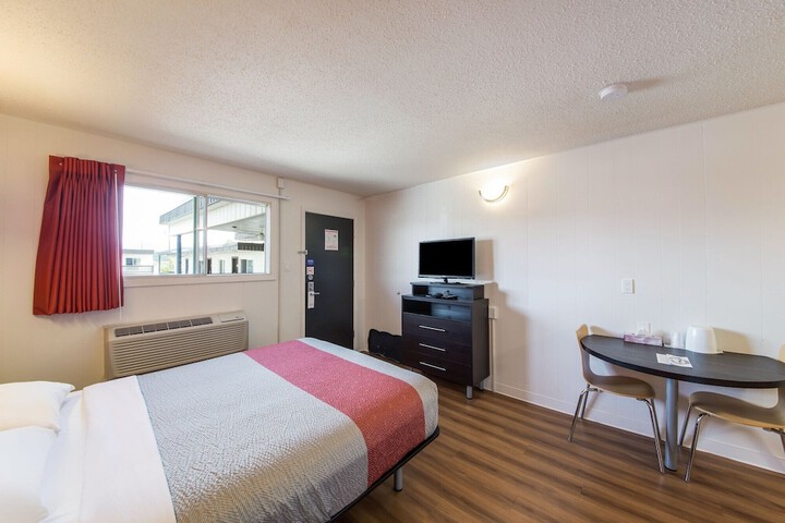 Motel 6 Cranbrook BC
