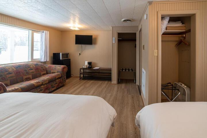 Star Gate Motel